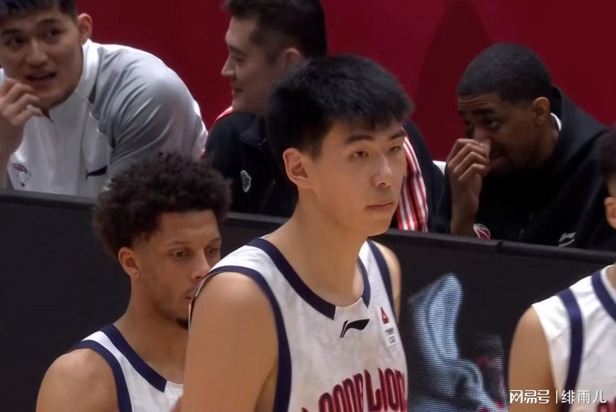 九游娱乐app-断档式领先!徐昕封盖碾压全联盟,将躺进中国男篮国家队?